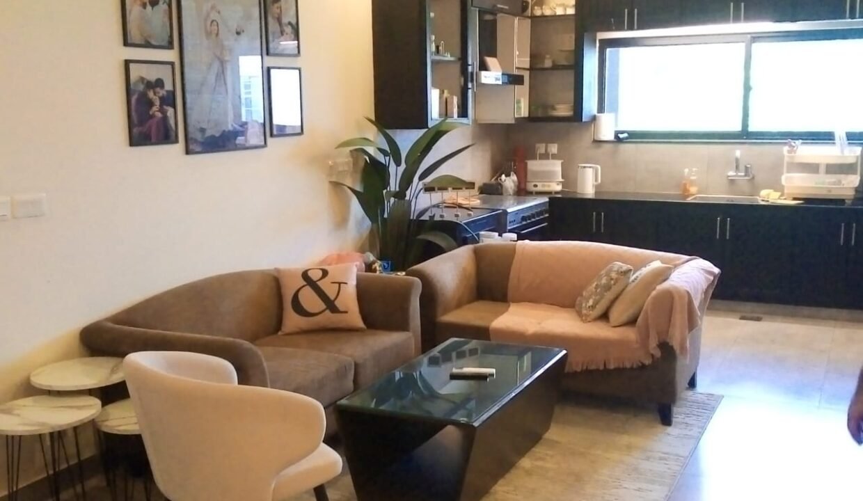 WhatsApp Image 2025-12-02 at 18.13.39 (1)