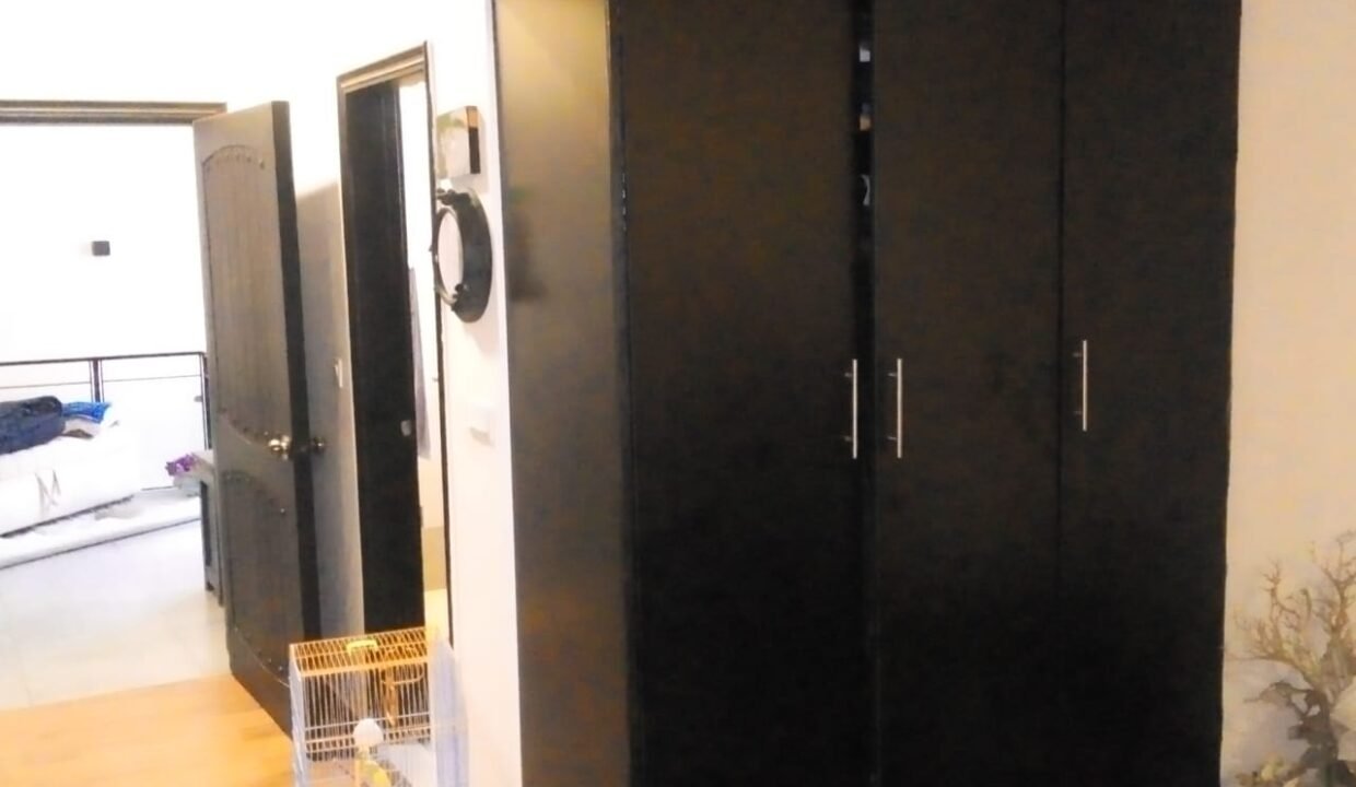 WhatsApp Image 2025-12-02 at 18.13.40 (2)